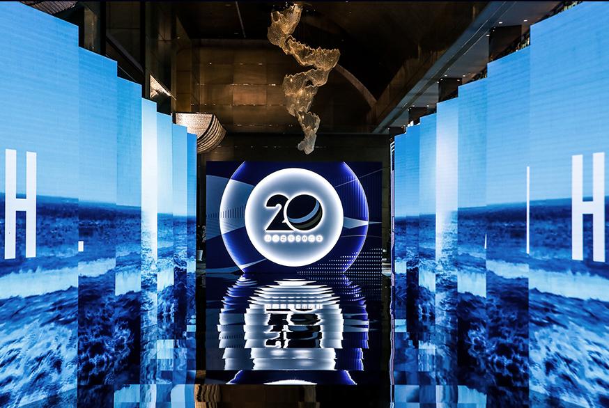 海澜之家创始人奋斗的经历,海澜之家20周年庆周立宸发布会