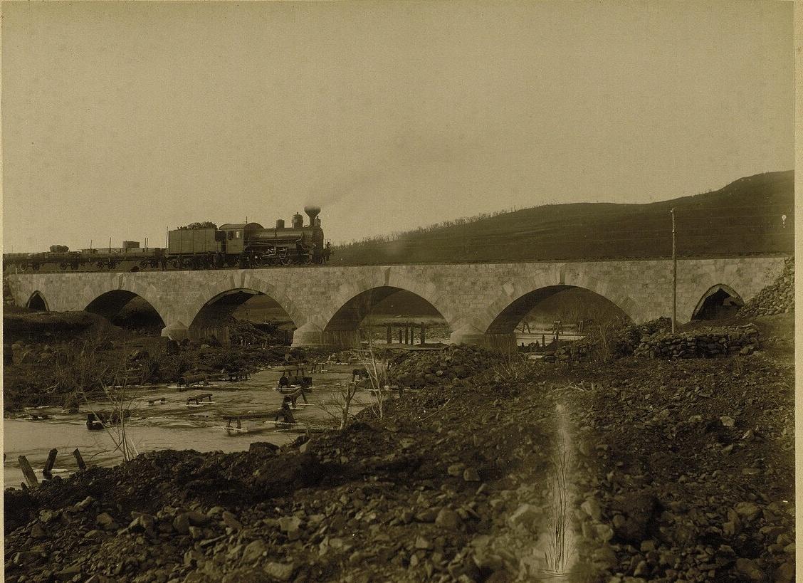 清末老照片晚清名伎貌美如花,老照片清末旗人贵妇貌美