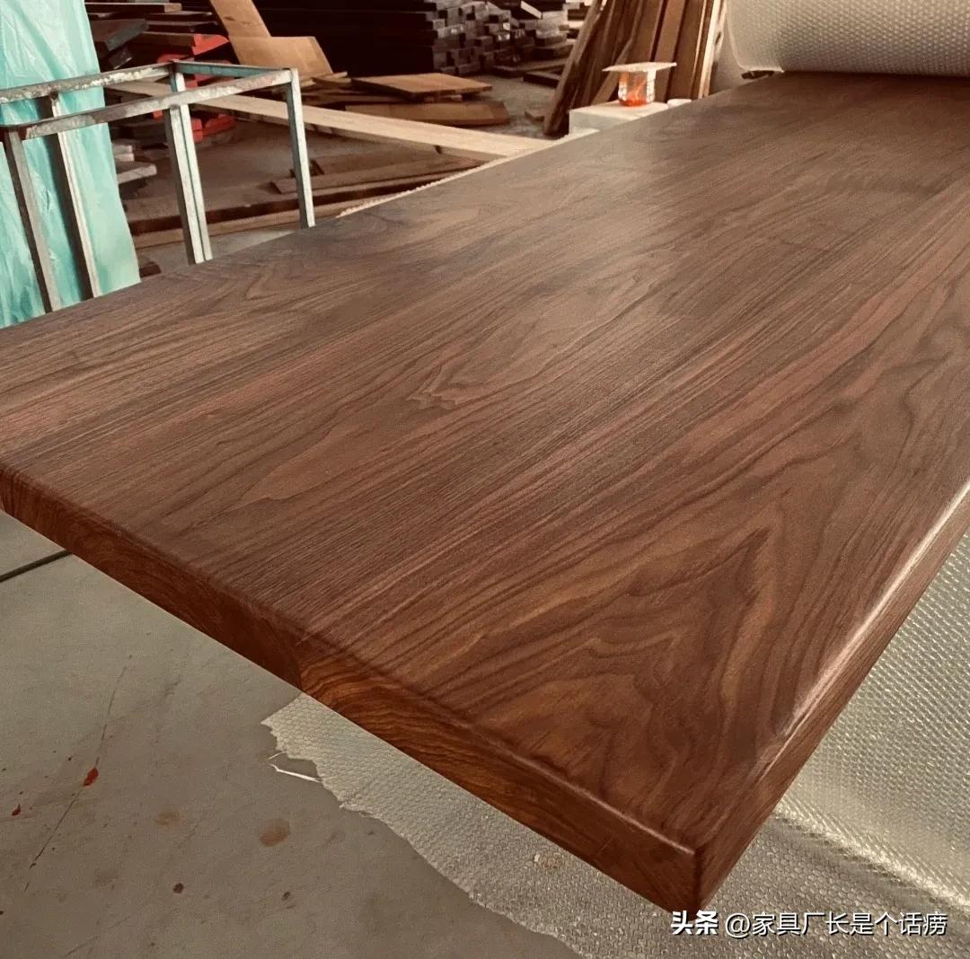 黑胡桃木家具到底值不值得入手呢,黑胡桃木家具和乌金木家具哪种好