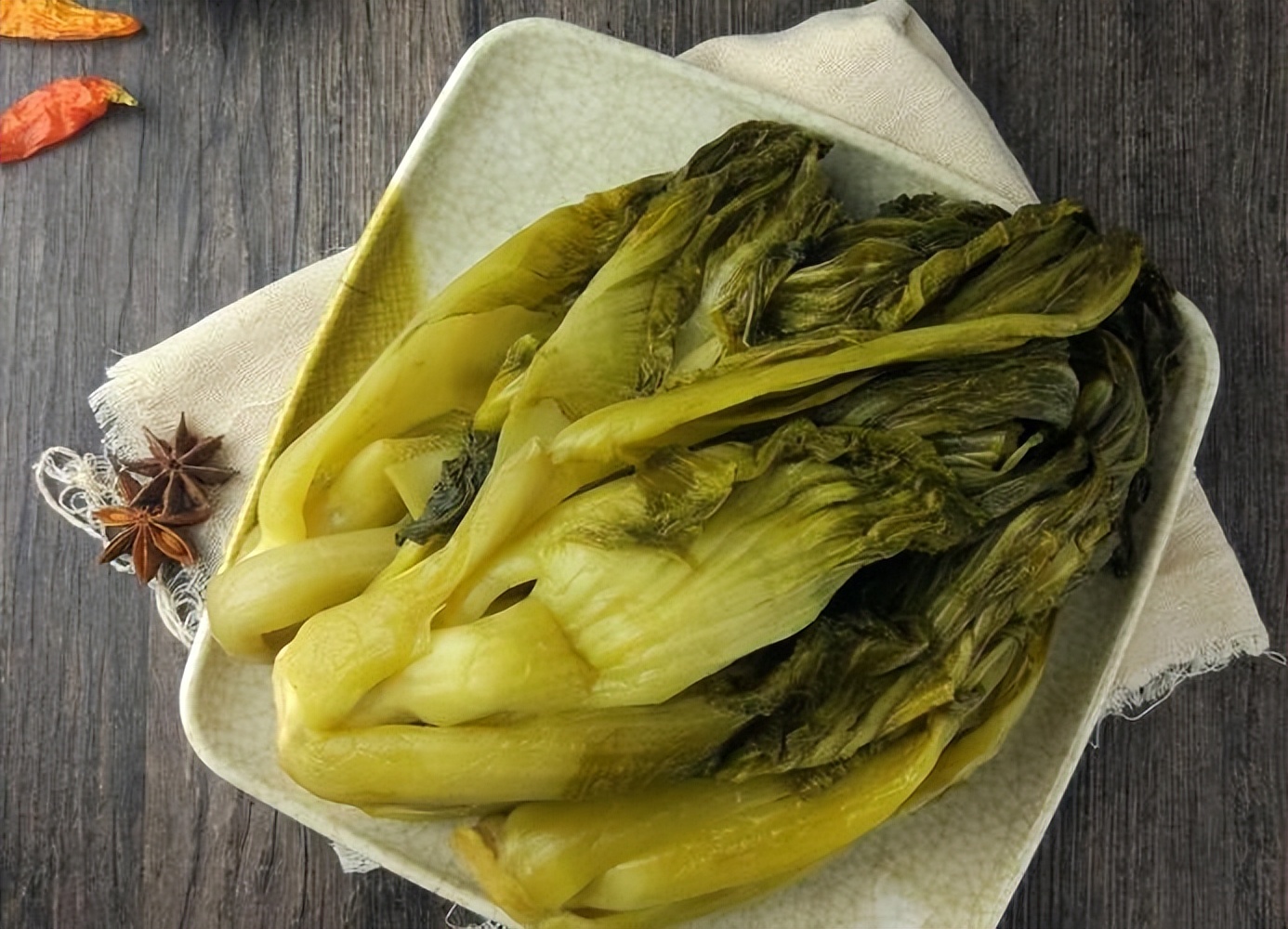 酸菜里头有致癌物吗,酸菜亚硝酸盐超标解决方法