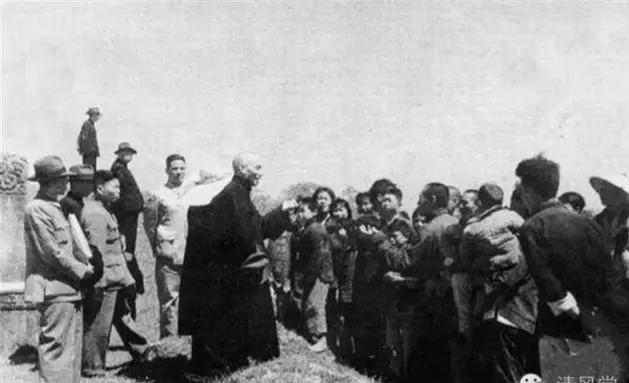 1975年的蒋经国,蒋经国87年12月25日视频