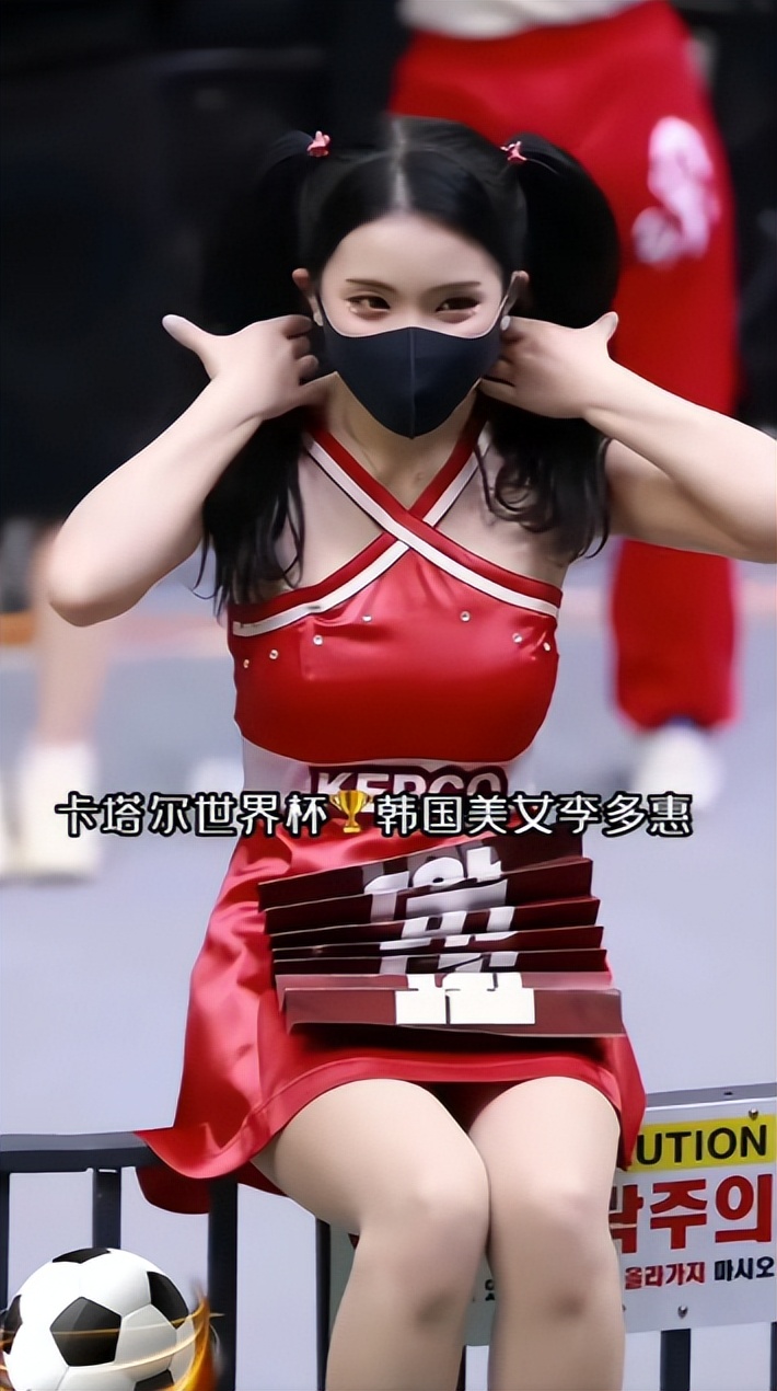 cba啦啦队露脐装,啦啦队队员穿露脐装