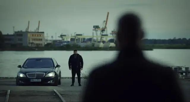 放出了两集就飙到9.6分，黑帮神剧最终季太生猛