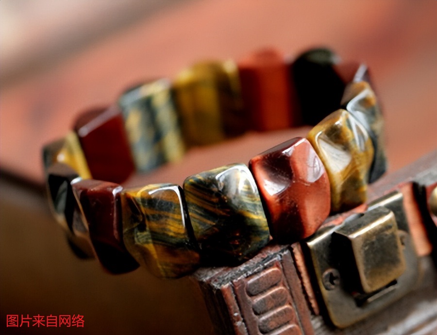 天然虎眼石怎么鉴定,天然彩虎眼石怎样辨别真假