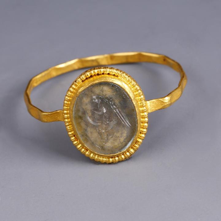 鍙や汉濠氭垝,鍙ゅ笇鑵婄殑鐖辨儏绁炶瘽