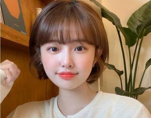 怎么自己在家把薄刘海剪成厚刘海,刘海剪太厚怎样让刘海变薄