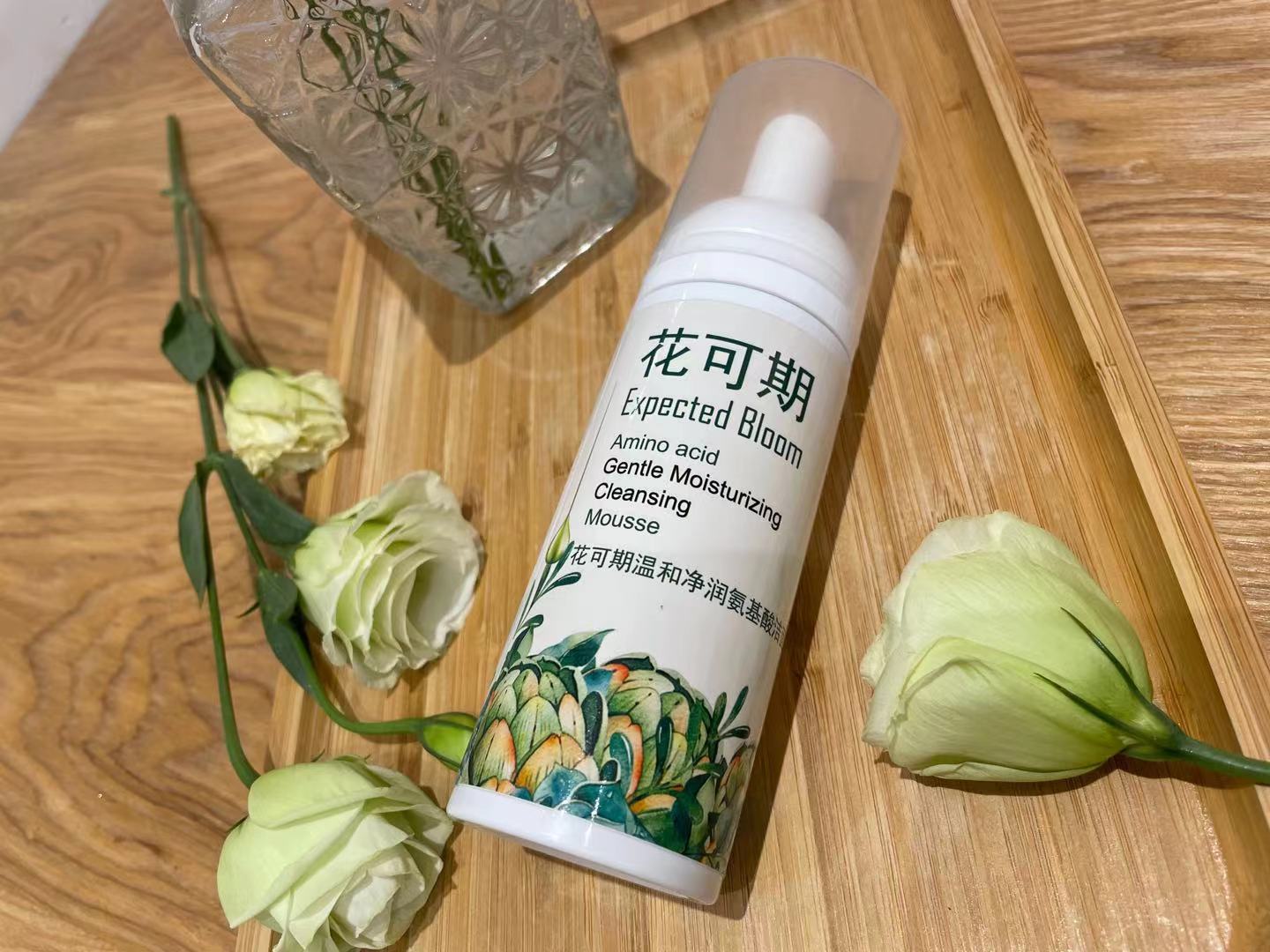 洗面奶哪个牌子好用求推荐,保湿洗面奶什么牌子好