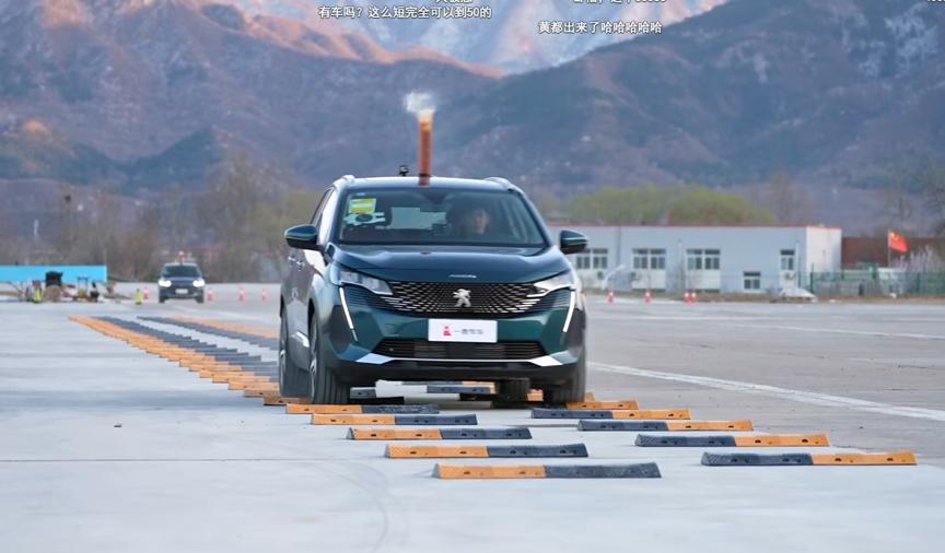 标致4008操控好吗,区长测试本田皓影与标致4008