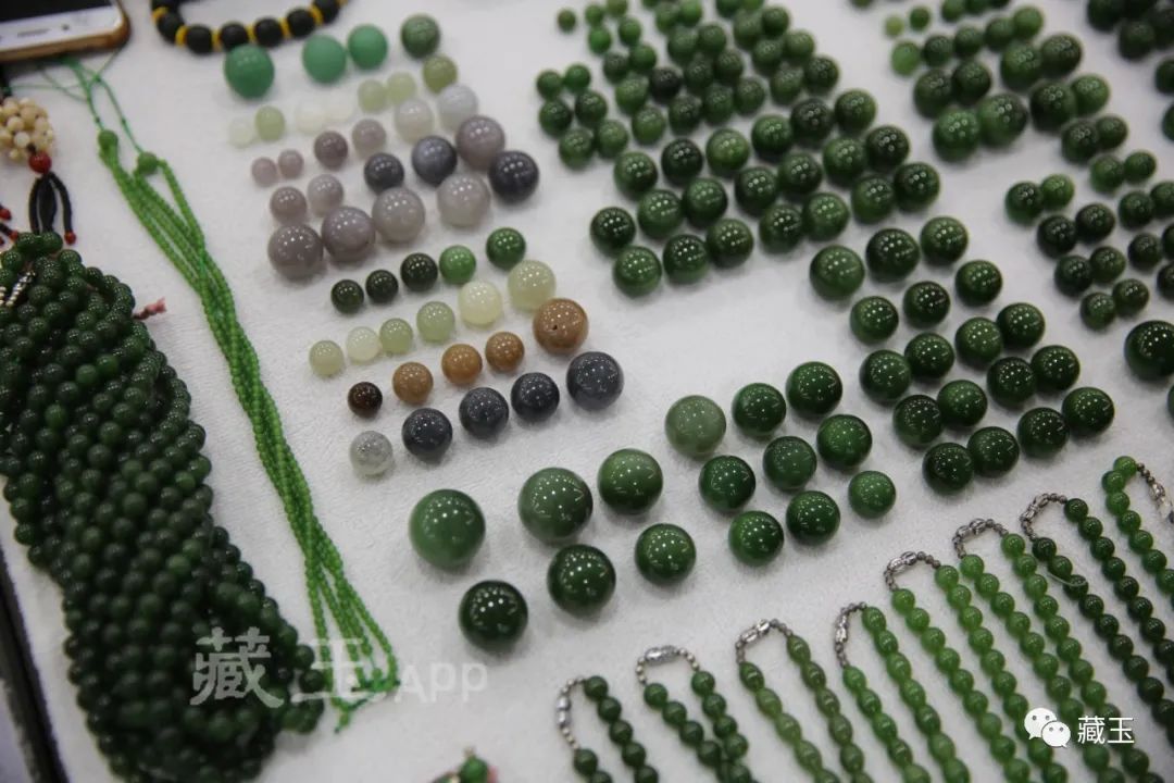 高端和田玉籽料市场的今年现状,现在和田玉籽料市场现状