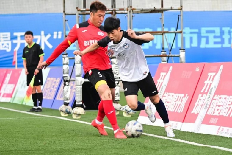 泰丰文化陆战队在2023苏州市足球联赛（*级A**总决赛）中荣获亚军！