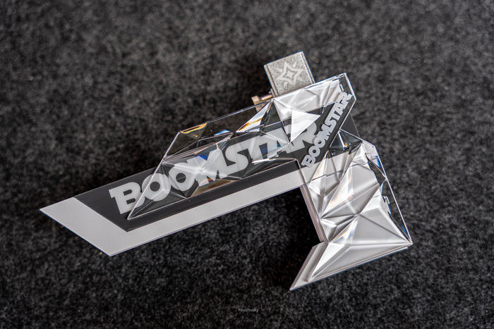 影驰rtx4070星耀显卡,影驰geforcertx30708g旗舰显卡