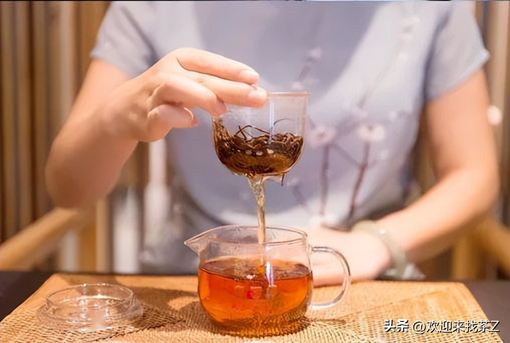 夏天喝红茶是不是容易上火,喝红茶喝得多是什么原因