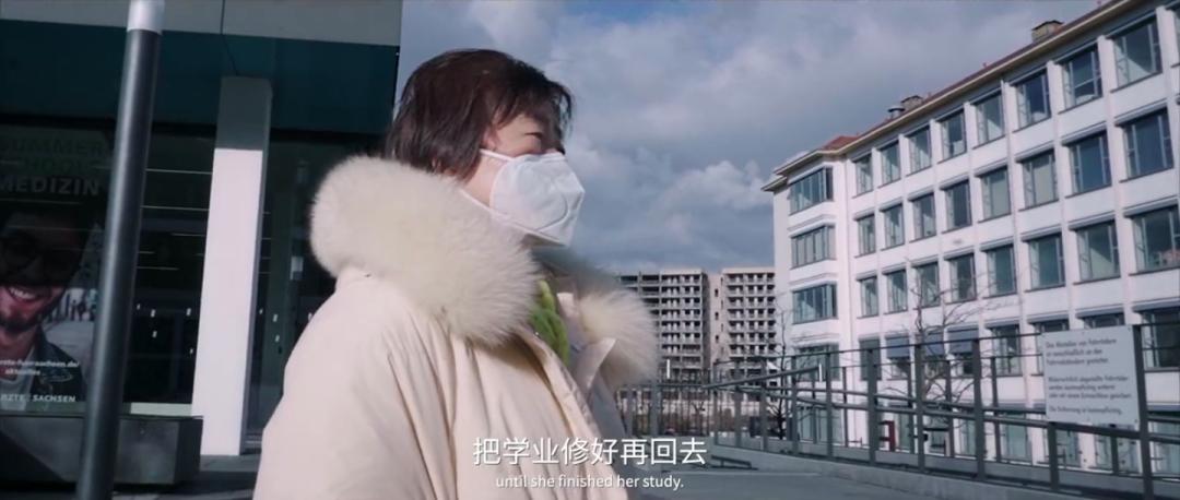 留学生崇洋媚外，活该有家难回？看完一部片，再也不会这样说