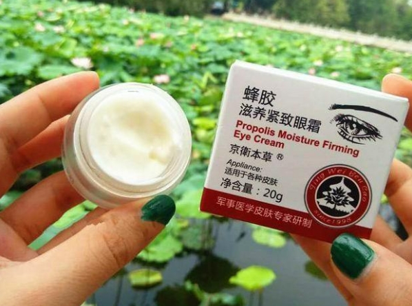 别说没告诉你，遇到国货中的“老6样”，趁着便宜多囤几瓶