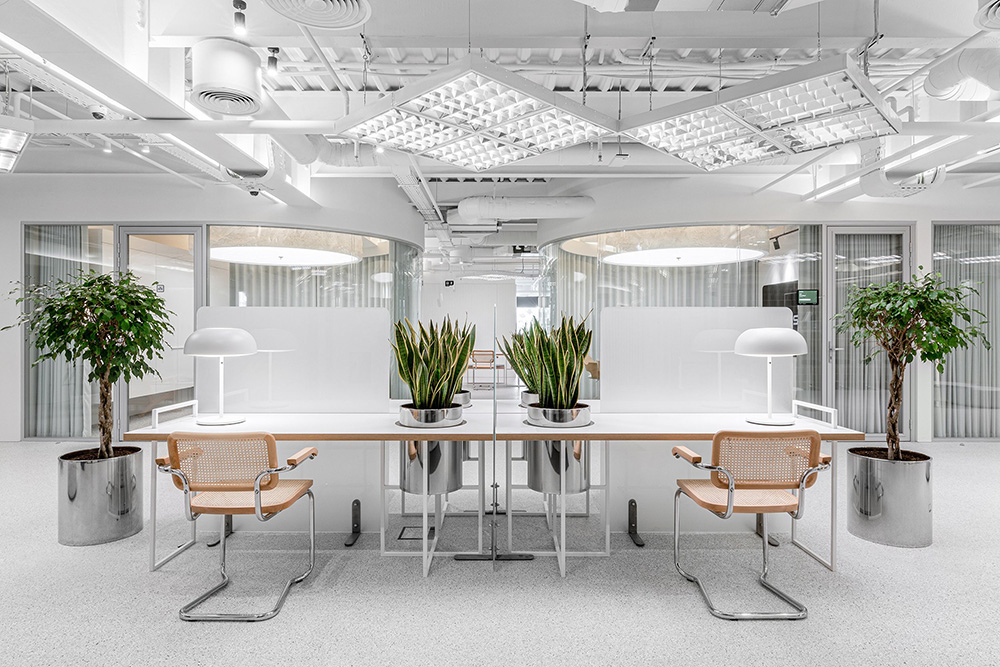 自由畅想云科技公司SQUAD基辅总部大楼设计欣赏