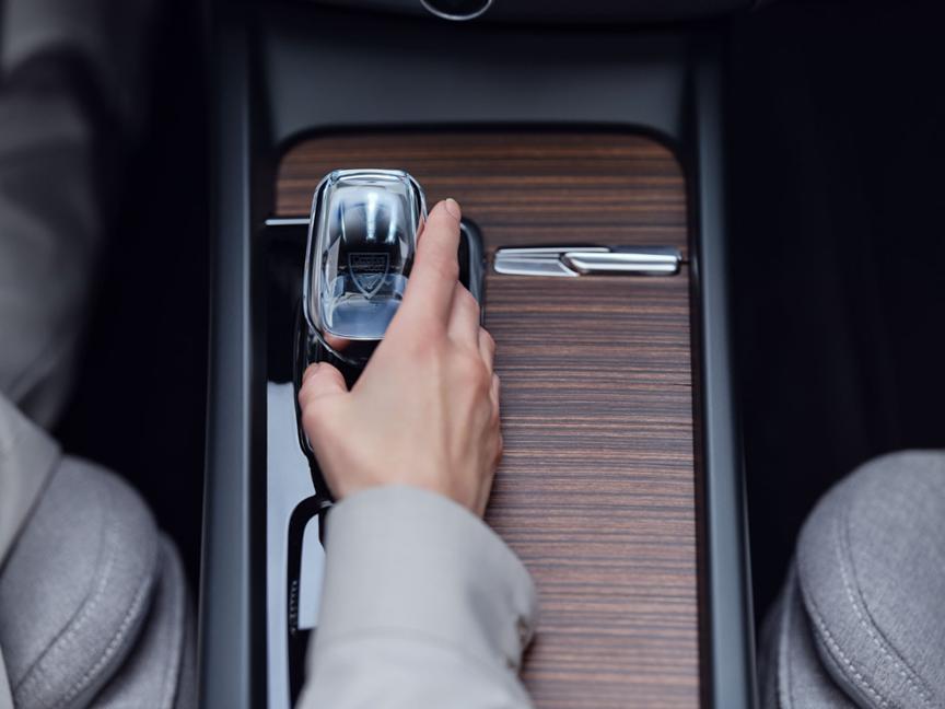 沃尔沃xc60t8露营可以对外放电吗,沃尔沃xc60露营体验