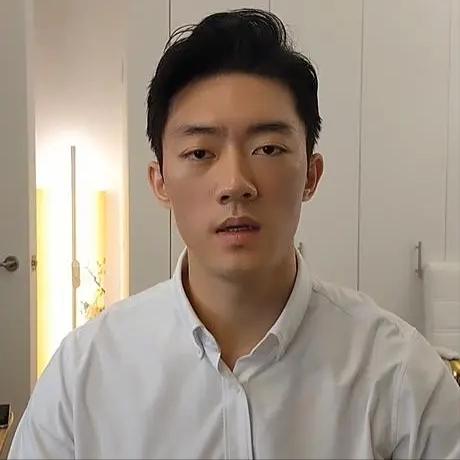 玩弄女明星、割小三子宫、贪污12亿元，韩国前总统一家多疯狂？