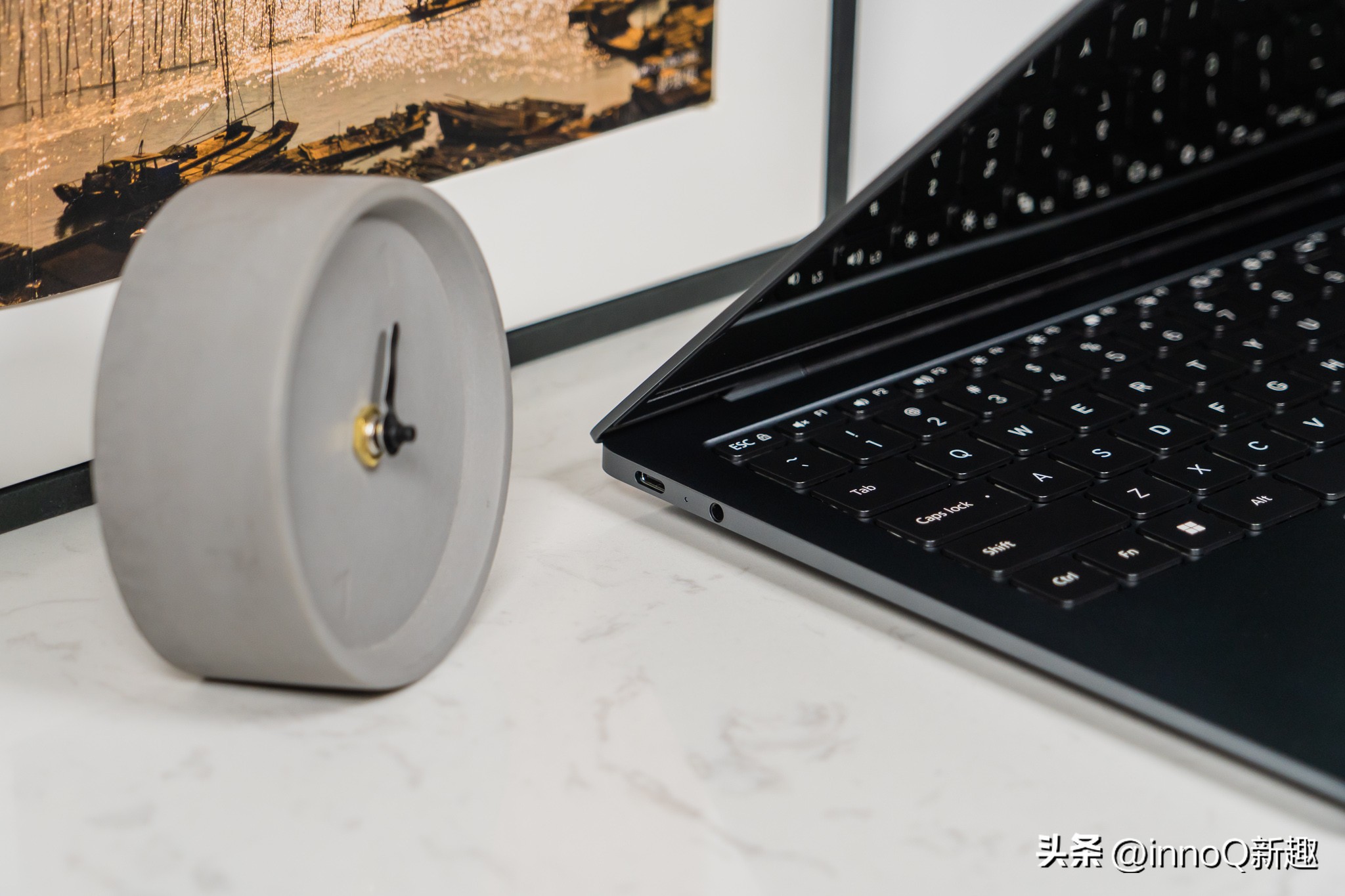 5499！小米全新高端笔记本来了：AMD+OLED小米手机绝配