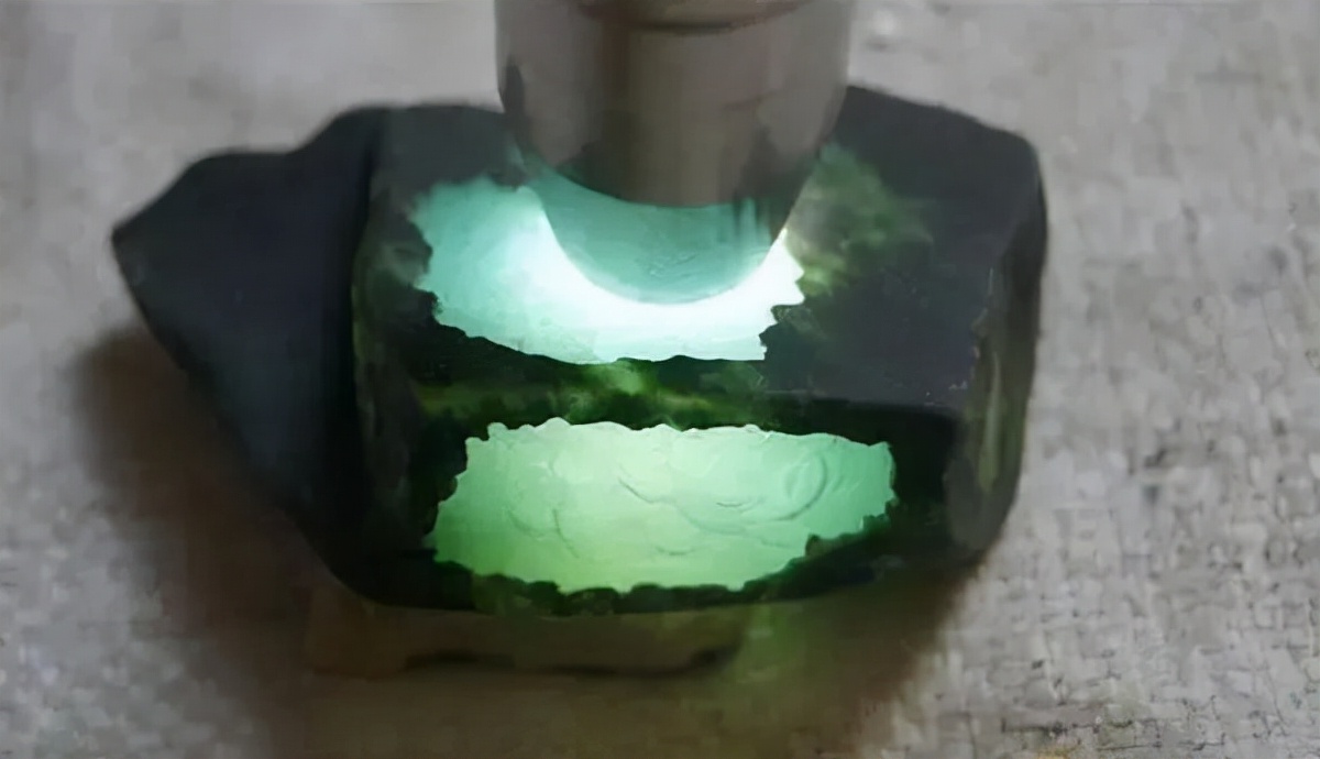 直播间翡翠原石骗局退款指南,直播间购买翡翠原石被骗怎么退款