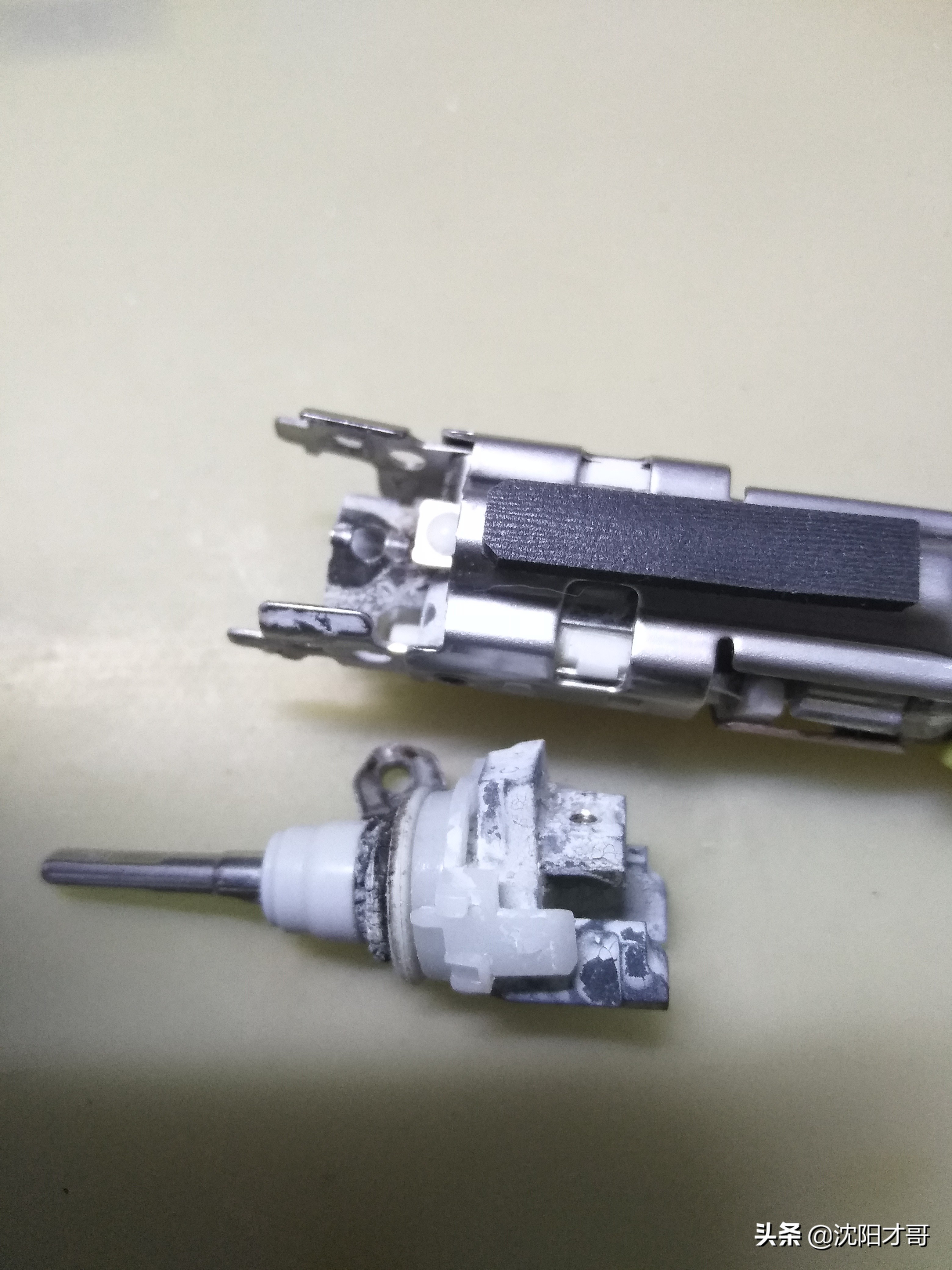 飞利浦电动牙刷hx6720怎么维修,飞利浦电动牙刷hx99系列维修