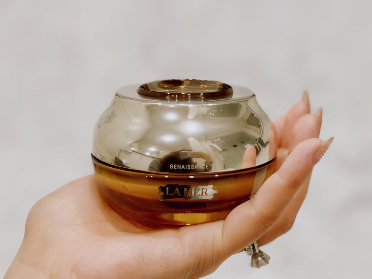 海蓝之谜经典面霜适合什么人用,海蓝之谜三款面霜哪个效果更好