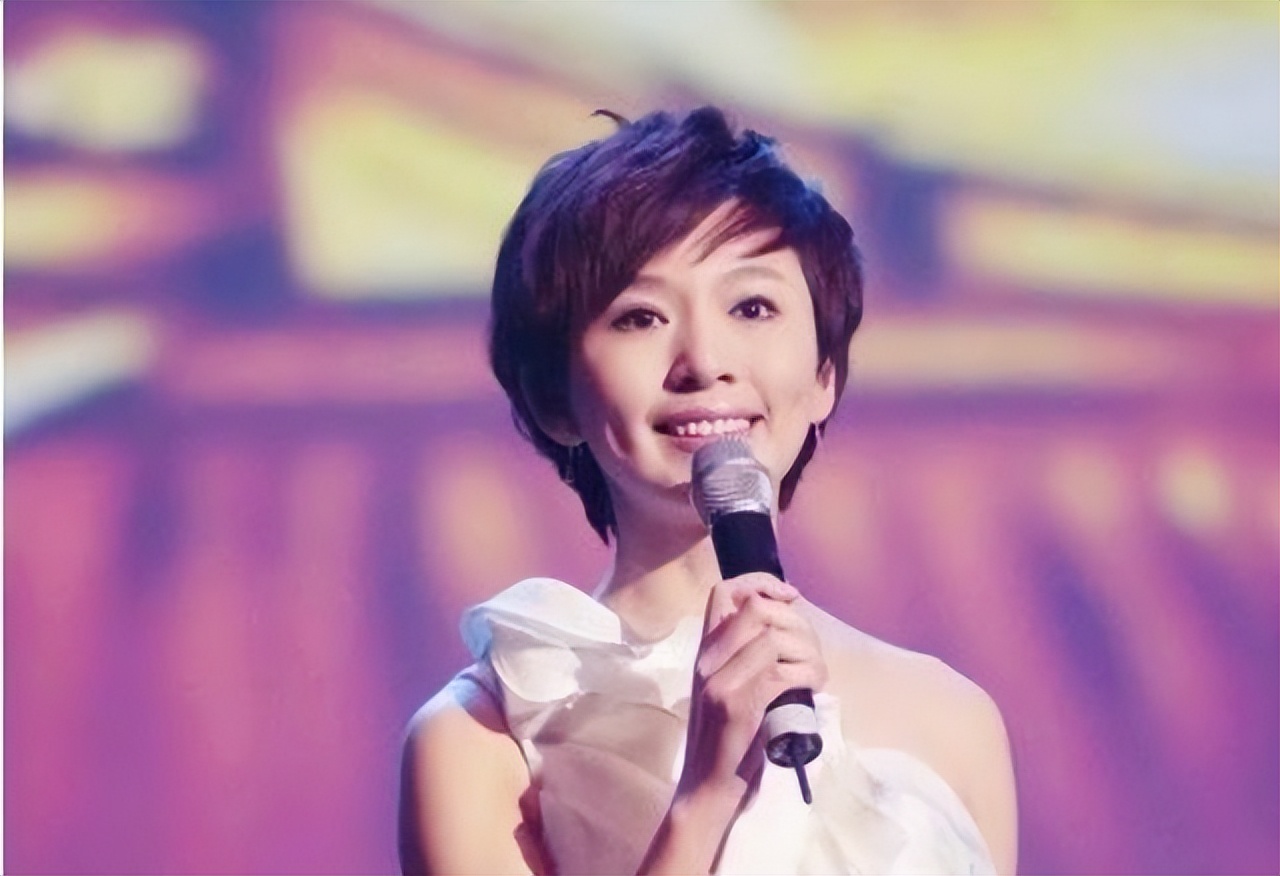 央视年龄最大和最小的主持人,至今未婚的八名央视主持人