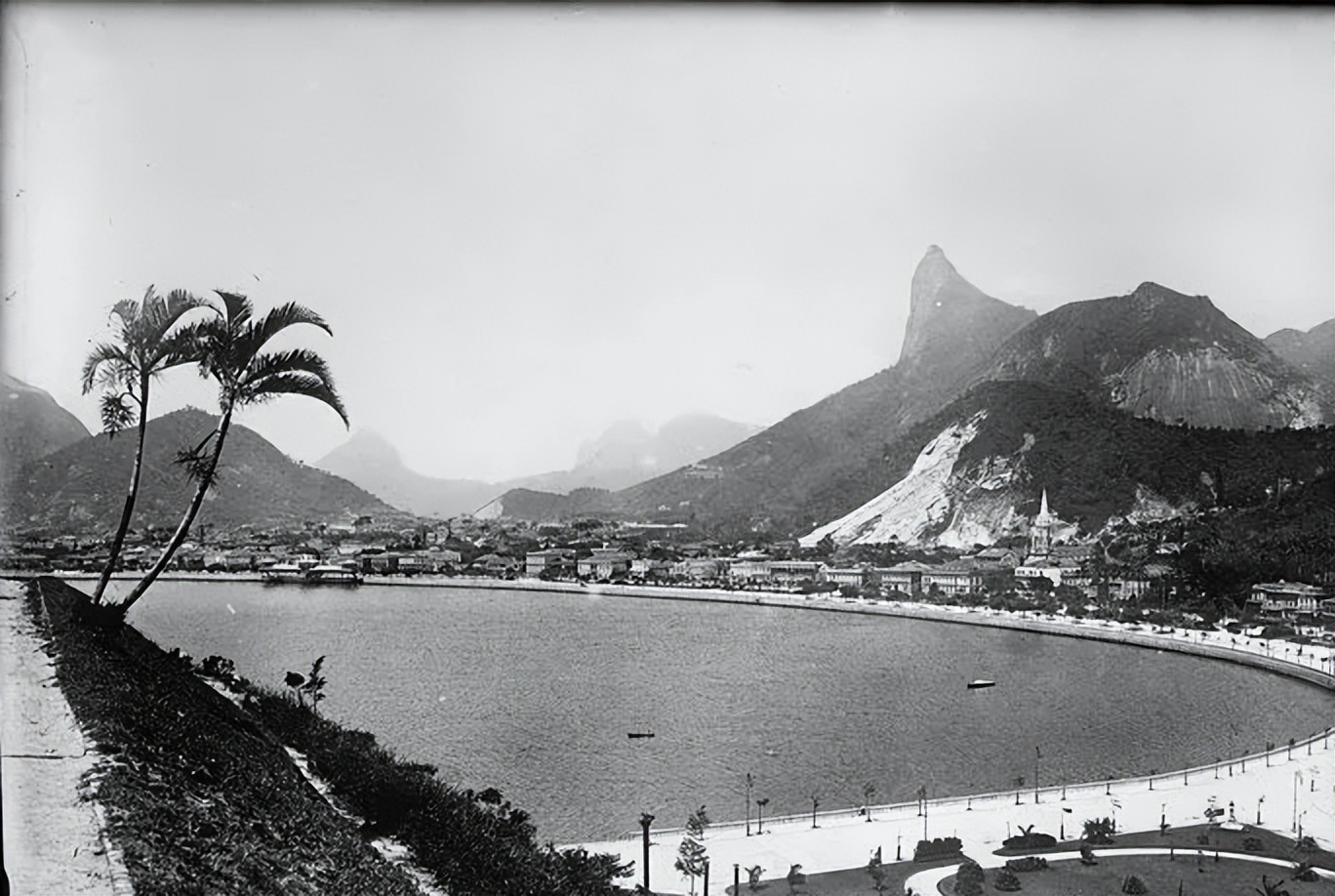 巴西水晶与其它地区水晶区别 (巴西的水晶石是怎么形成的)