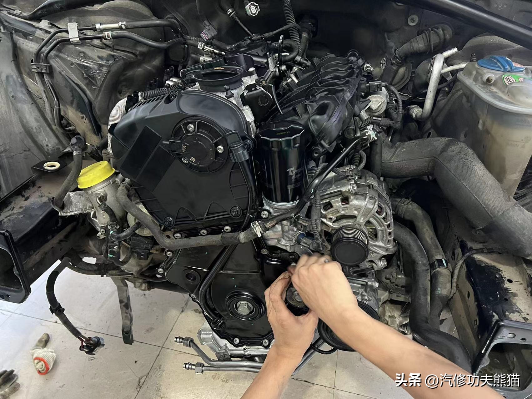且看你现在机油烧得欢，修的时候给你拉清单，奥迪Q5烧机油怎么修