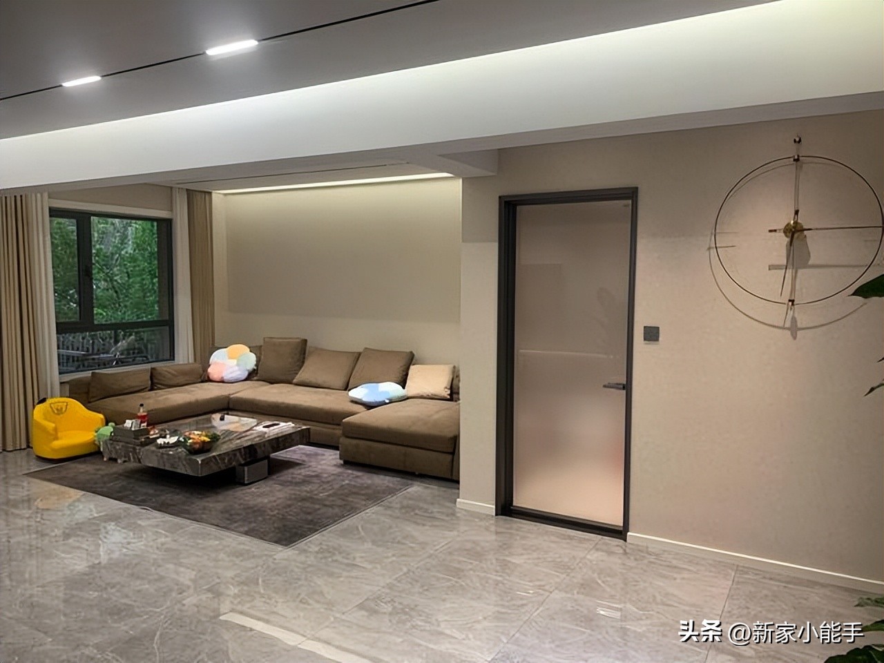 新家装修现代轻奢风,房屋轻奢风装修效果