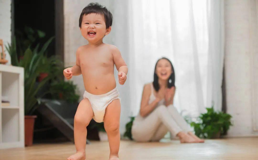 宝宝学走路有什么方法,宝宝学走路的方法有哪些