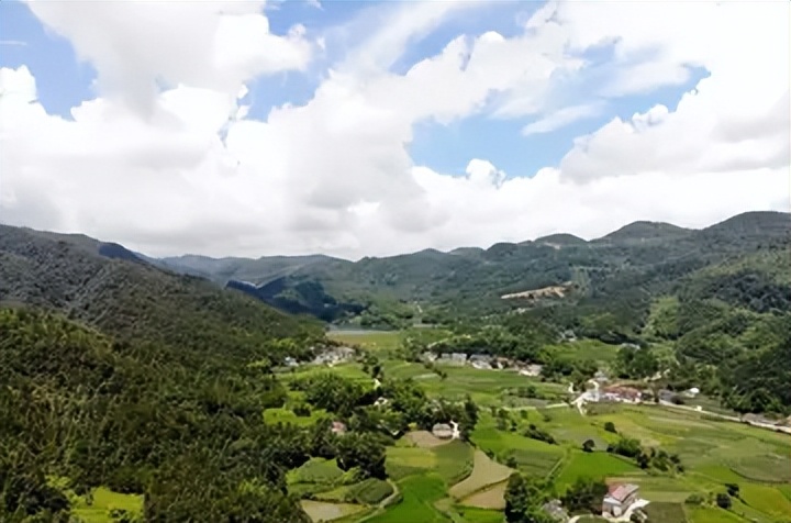 18岁少女意外晕倒有超前记忆,16岁少女突然晕倒