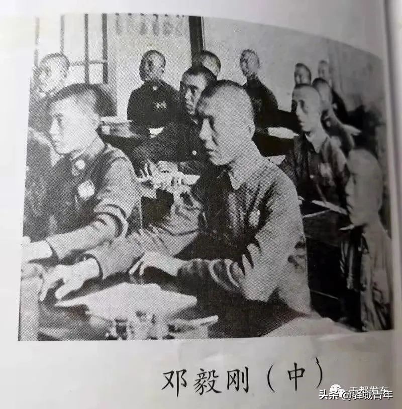 985位英烈长眠在这所学校!“要当作祖坟一样来看护”,一代又一代人这样做……