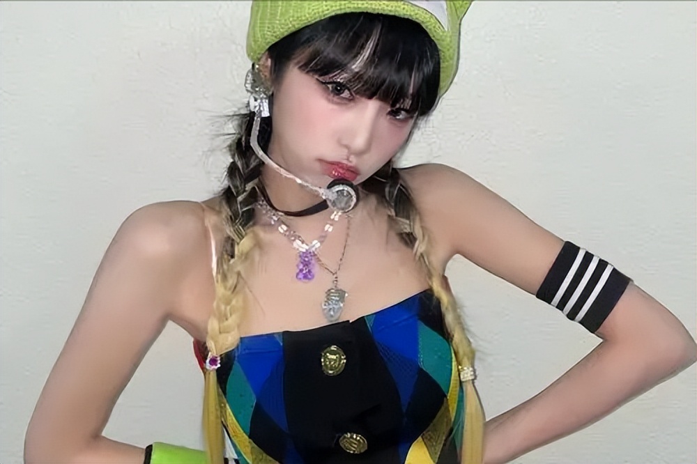 韩国女明星所有颜色露脐装,韩国女明星的露脐装