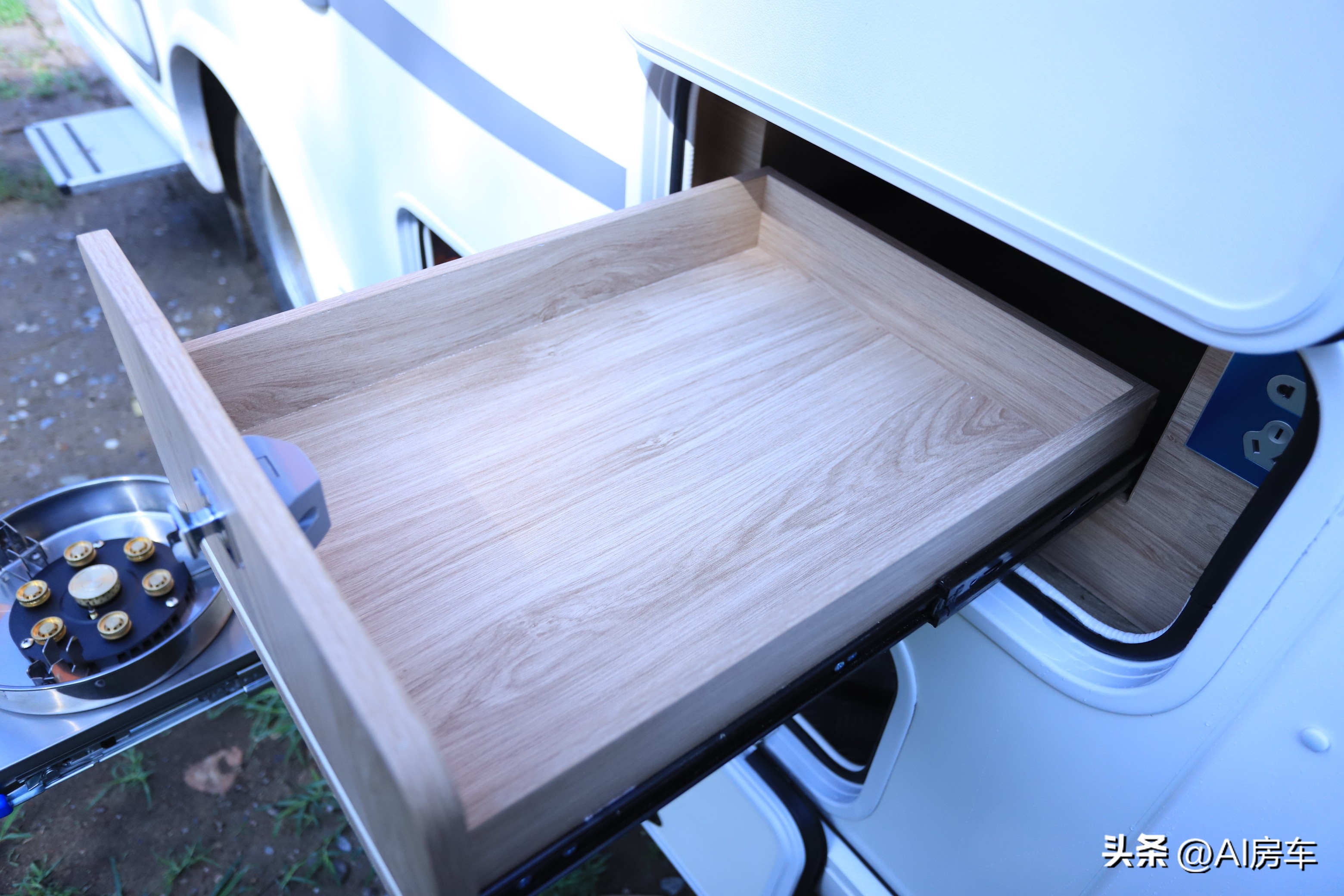 7人房车,可以满足日常通勤的七座房车