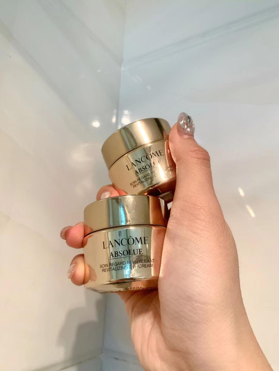 眼霜搓泥好还是不搓泥好,眼霜涂脸还是硅霜涂脸好