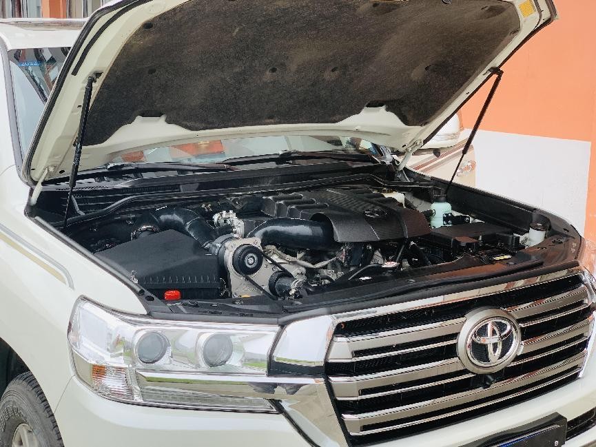 最顶配的兰德酷路泽40004.0,兰德酷路泽4000五座顶配