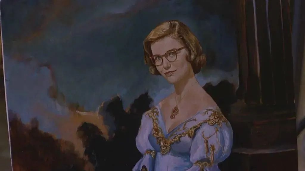 眼镜女郎的美，老电影都拍不出来