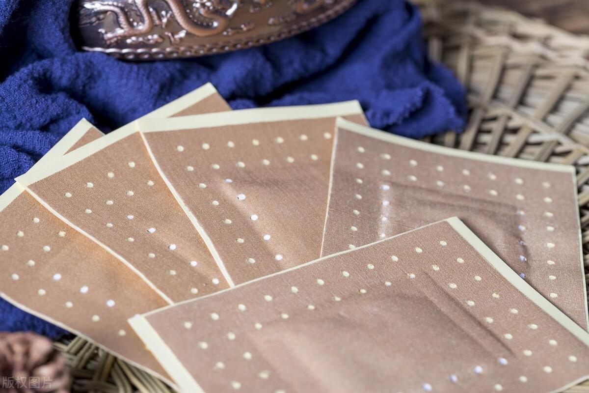 被男朋友戳菊花后，中途大出血，究竟为哪般？