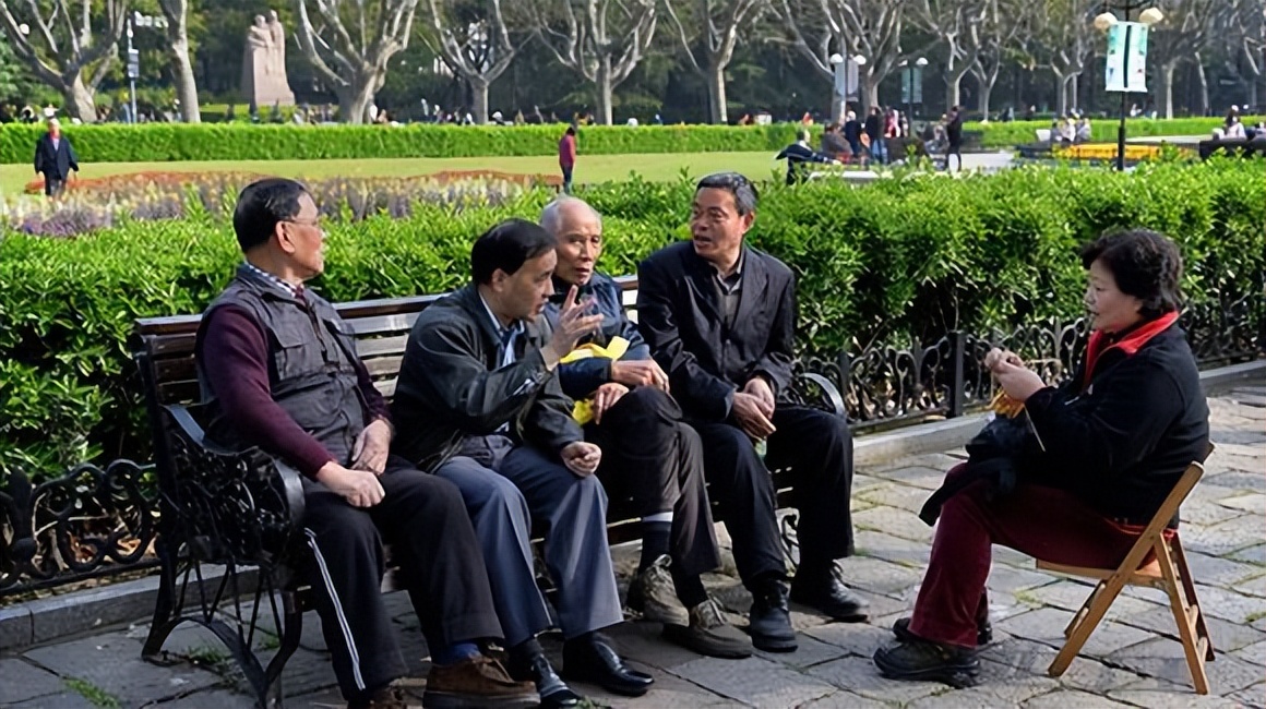 为何45-59岁是养命黄金期呢？谨记：二勤、三戒、四相伴、五补充