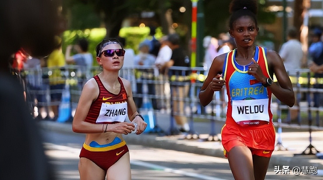 女子万米冠军张德顺全程视频,张德顺女子10000米世界纪录