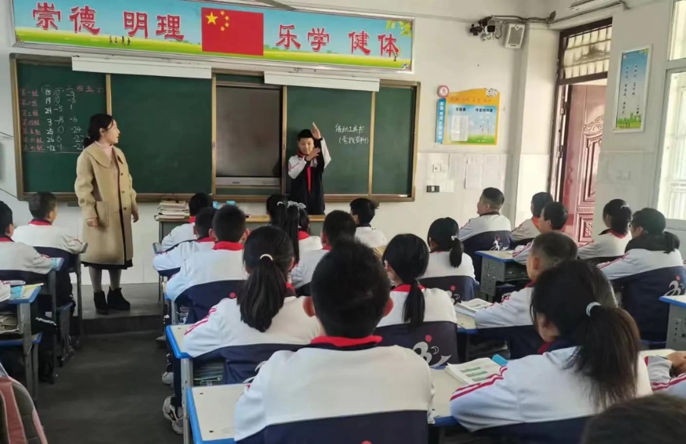 淅川九小学校六一表演节目,淅川九小