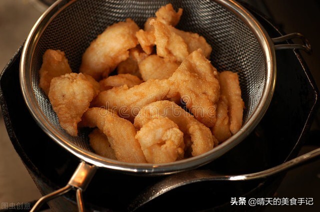 怎样炸鱼片最好吃又简单,炸鱼片怎样做又嫩又不掉粉