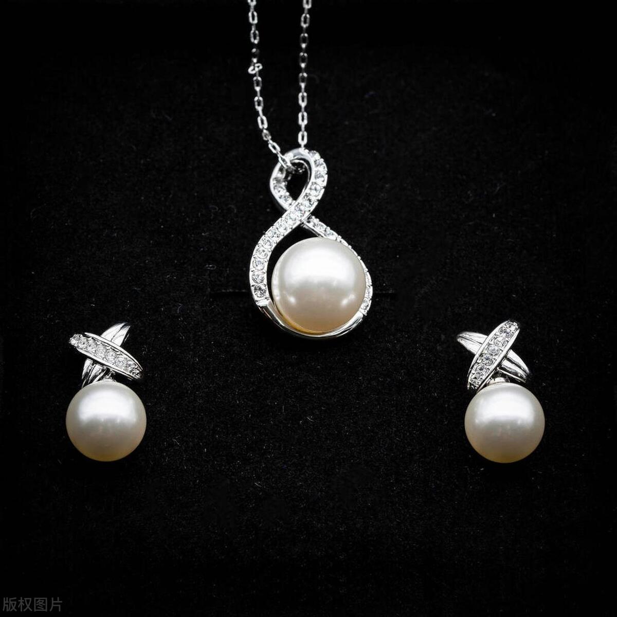 UC珠宝类目怎么申请开通？百度怎么直播卖珠宝？