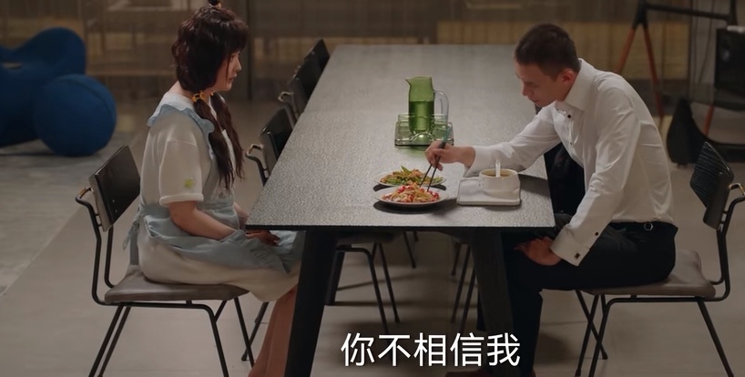 明晚开播！爱情喜剧《绝配酥心糖》来了，帅哥美女搭档，有剧追了