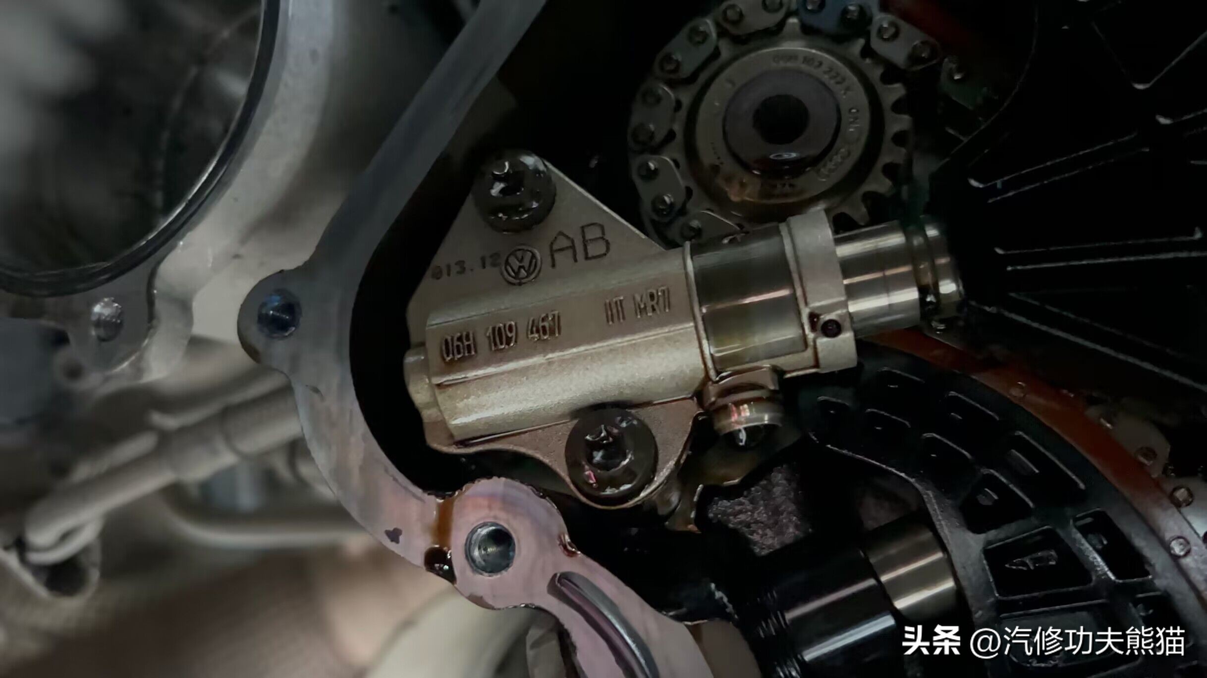 2017款大众迈腾10万公里烧机油,十年的迈腾怎么样后期维修费用