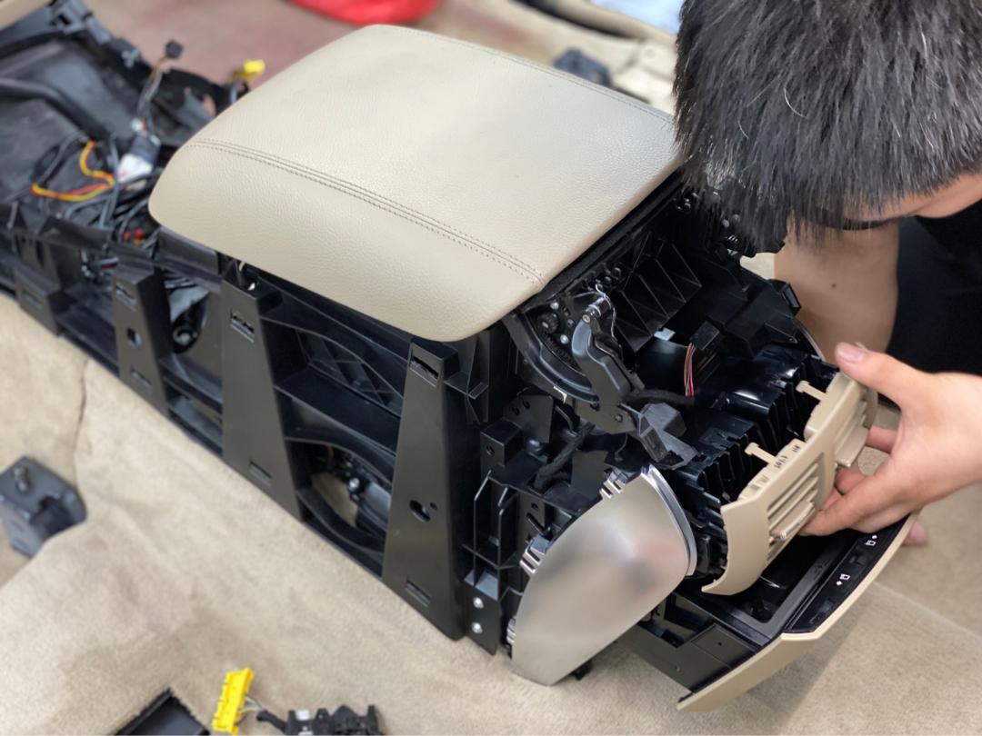 11年奔驰r350老款改新款全程过程,老款奔驰r350真的容易坏吗