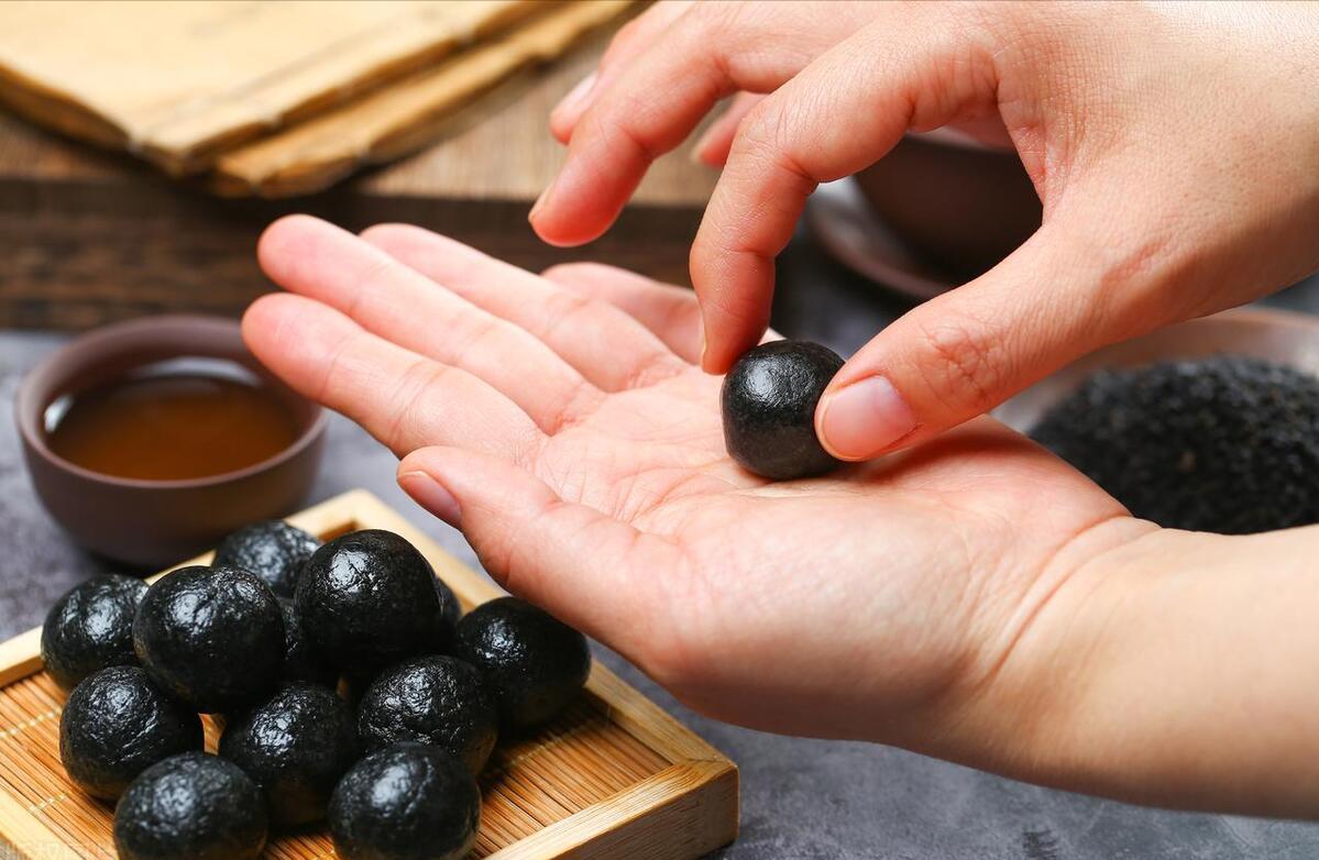 3药温补脾肾，提高男性功能，改善精子质量和活力，治疗不孕症