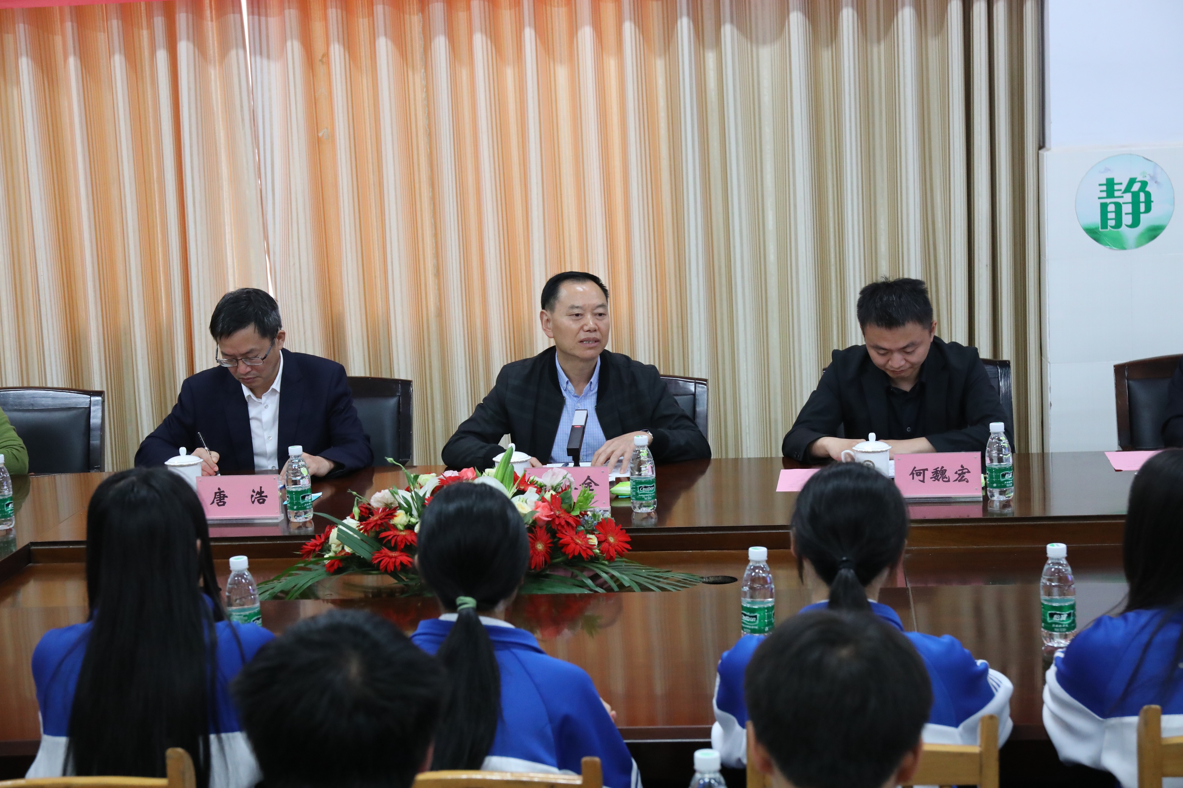 云阳凤鸣中学誓师大会,云阳县凤鸣中学2023文艺晚会