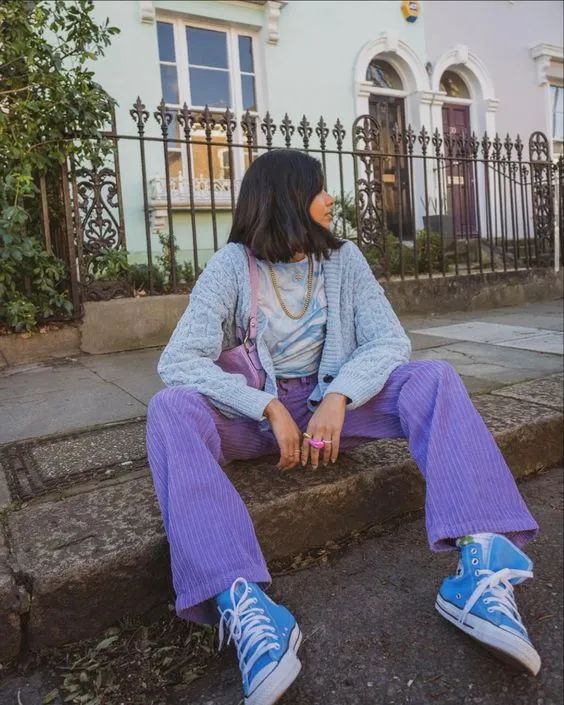 紫色穿了显老气吗,紫色怎么穿有小众感