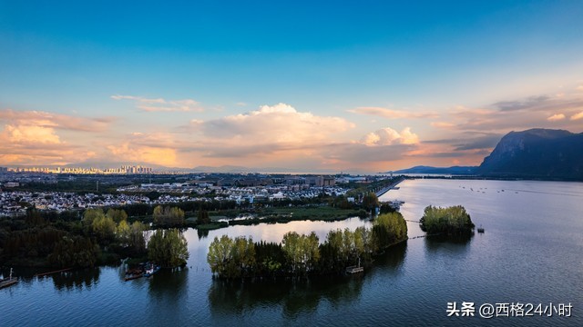 七八月之云南——旅游高峰的美丽诗篇，昆明凉爽天气获游客盛赞